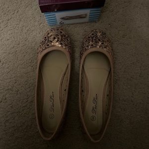 Cute Gold Sequins Flats (open to best offer)